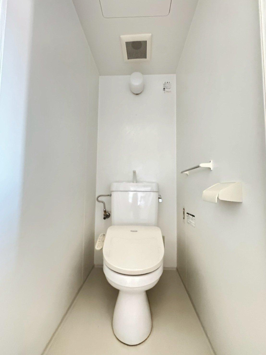 トイレ　ウォシュレット付きトイレ