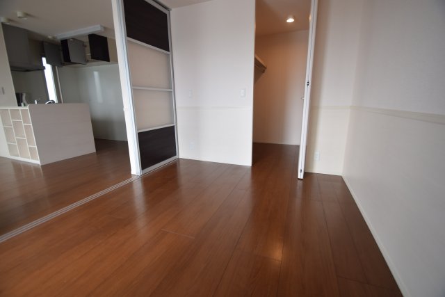 その他部屋・スペース　落ち着いて過ごせるお部屋なので、寝室にいかがでしょうか