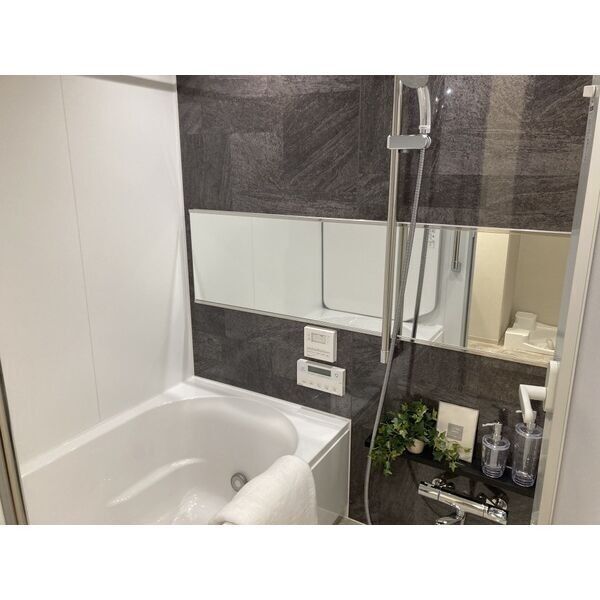 バス・シャワールーム　SK RESIDENCES SHINSAIBASHI　浴室