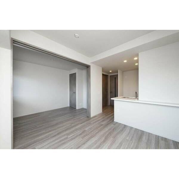 居室・リビング　SK RESIDENCES SHINSAIBASHI　リビン