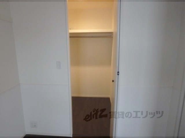 収納　洋室収納