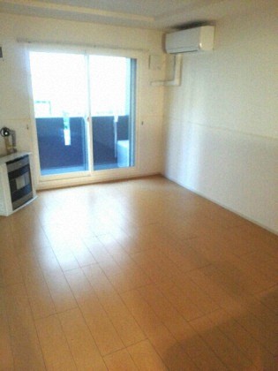 居室・リビング　日当たり良好☆