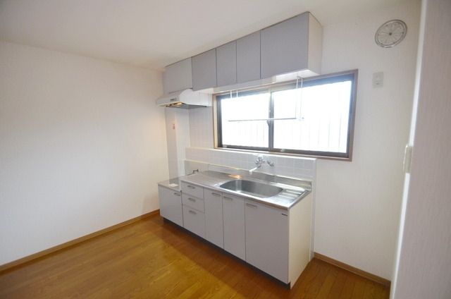 キッチン　別号室の写真になります