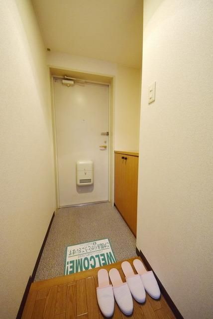 玄関　シューズボックスあります♪