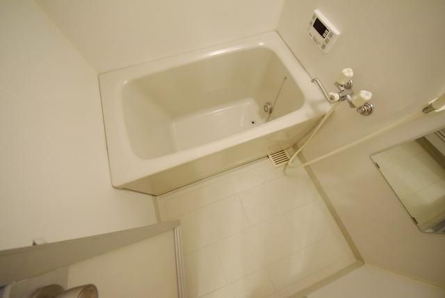 バス・シャワールーム　追い焚き出来ます♪