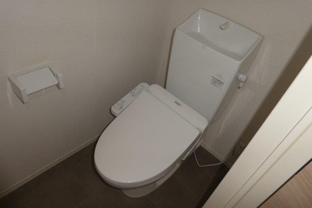 トイレ　ウォシュレット