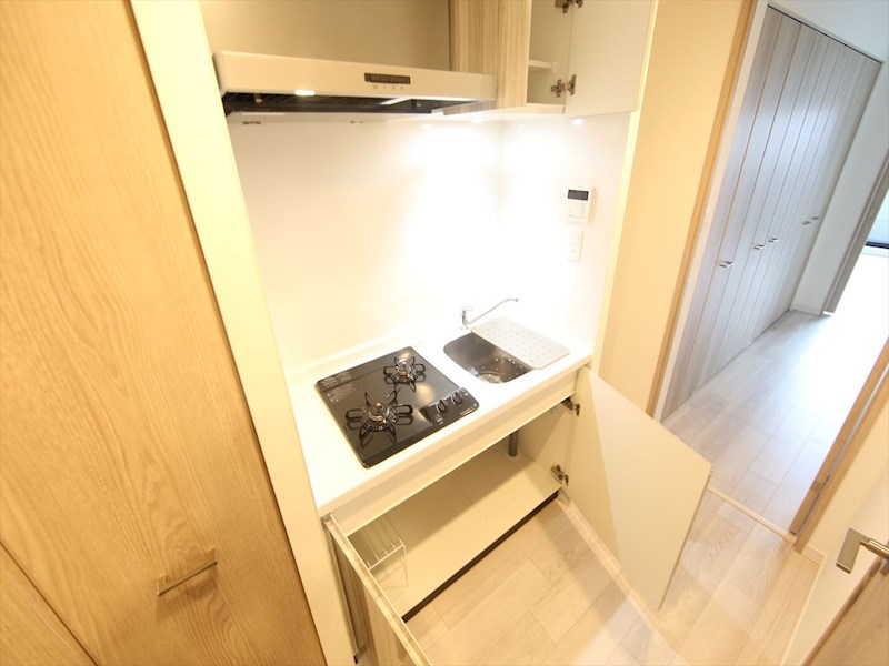 キッチン　システムキッチン（ガス2口コンロ付）