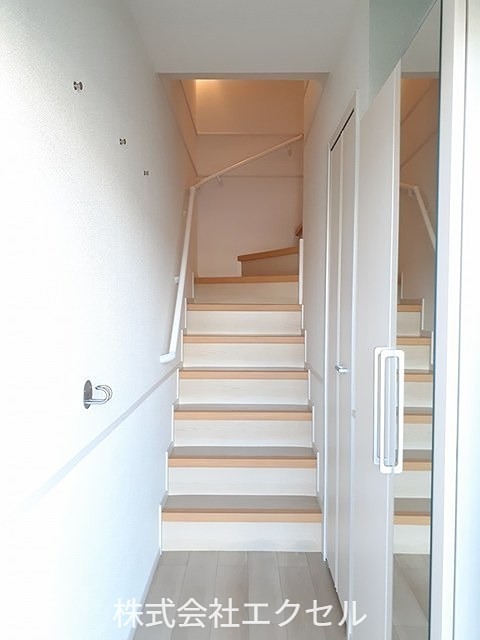 玄関　シューズボックス完備です。