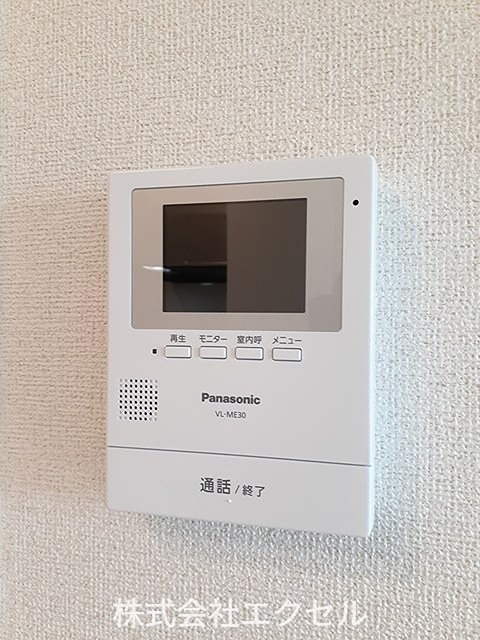 セキュリティ　モニター付きインターホンです。