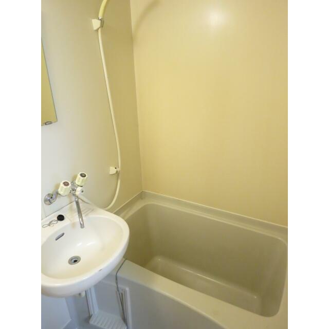 バス・シャワールーム　現況優先