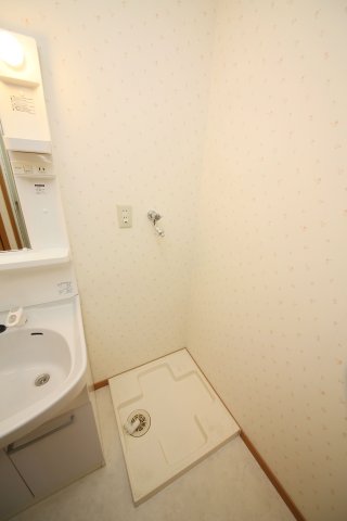 その他設備　別部屋反転間取りのお写真となります。