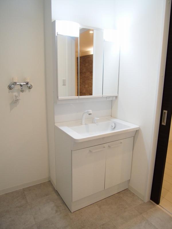 洗面設備　洗面・脱衣