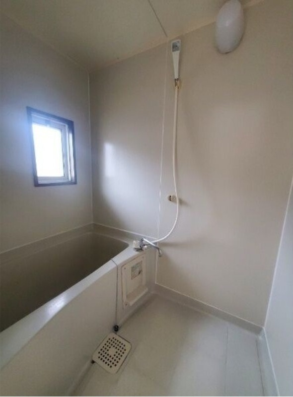 バス・シャワールーム　図面と現状に相違がある場合には現状を優先