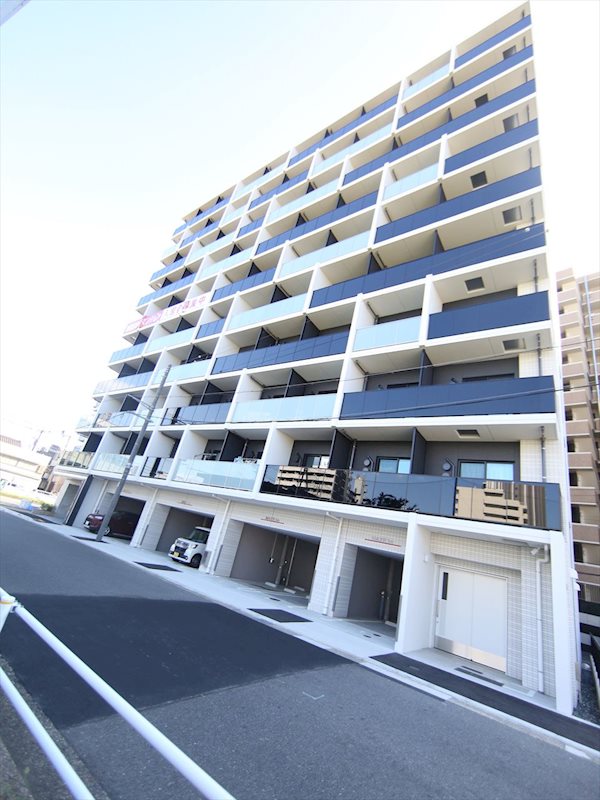 建物外観　外観　オートロック　宅配ＢＯＸ　防犯カメラ