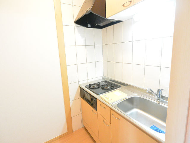 キッチン　※同物件別号室写真となります。