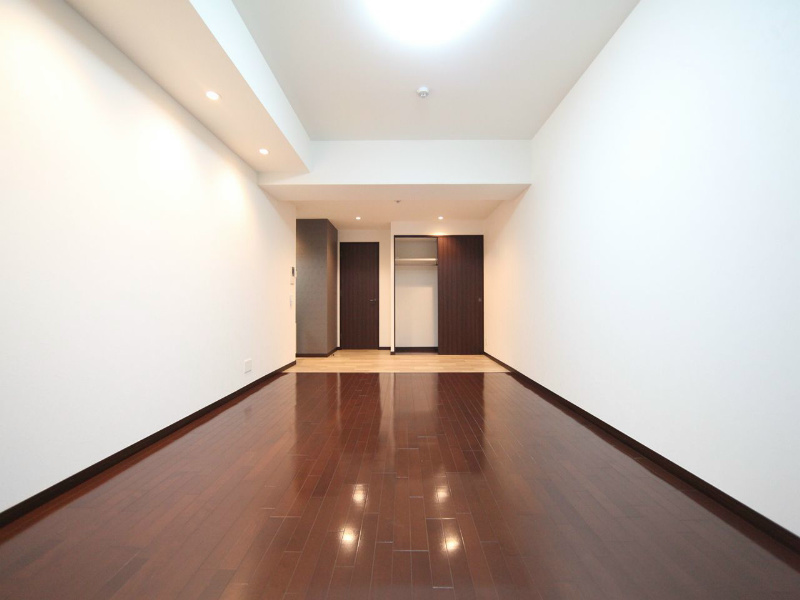 居室・リビング　洋室17.8帖　クローゼット（収納充実してます）