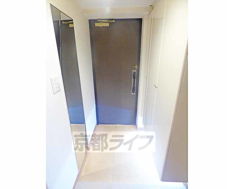 玄関　立派な玄関です。