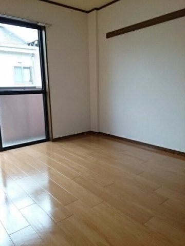 その他部屋・スペース　明るい色調の室内です