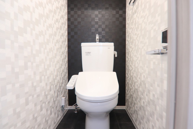 トイレ　※別室の参考写真の為、現況優先です。