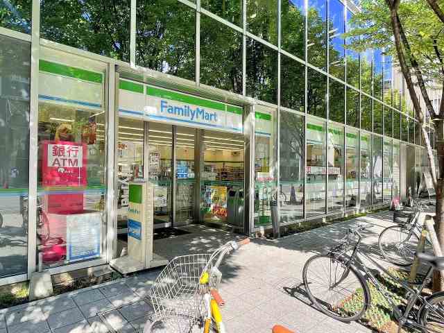 銀行　愛媛銀行（銀行）まで500m