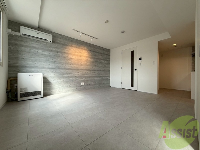 居室・リビング　広くてキレイなお部屋が広がっていて、充実した生活が送れそう。