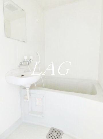 バス・シャワールーム　お風呂です。