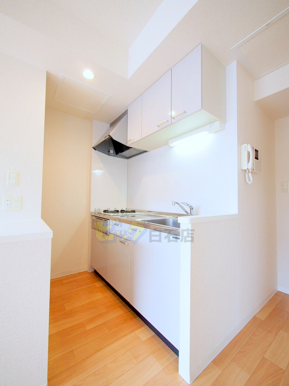 キッチン　人気の独立式システムキッチンです♪