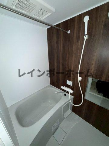 バス・シャワールーム　※建築中のため同施工会社参考写真となります。