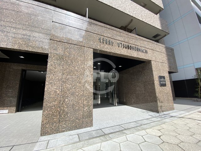 エントランス　リーガル靱本町　エントランス