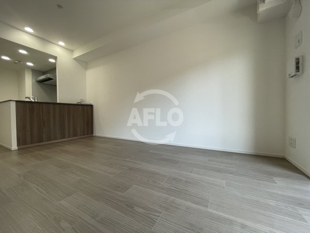 居室・リビング　リーガル靱本町　リビング