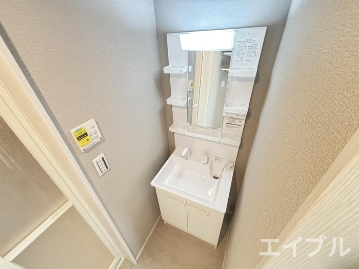 洗面設備　※写真は1階の写真になります※