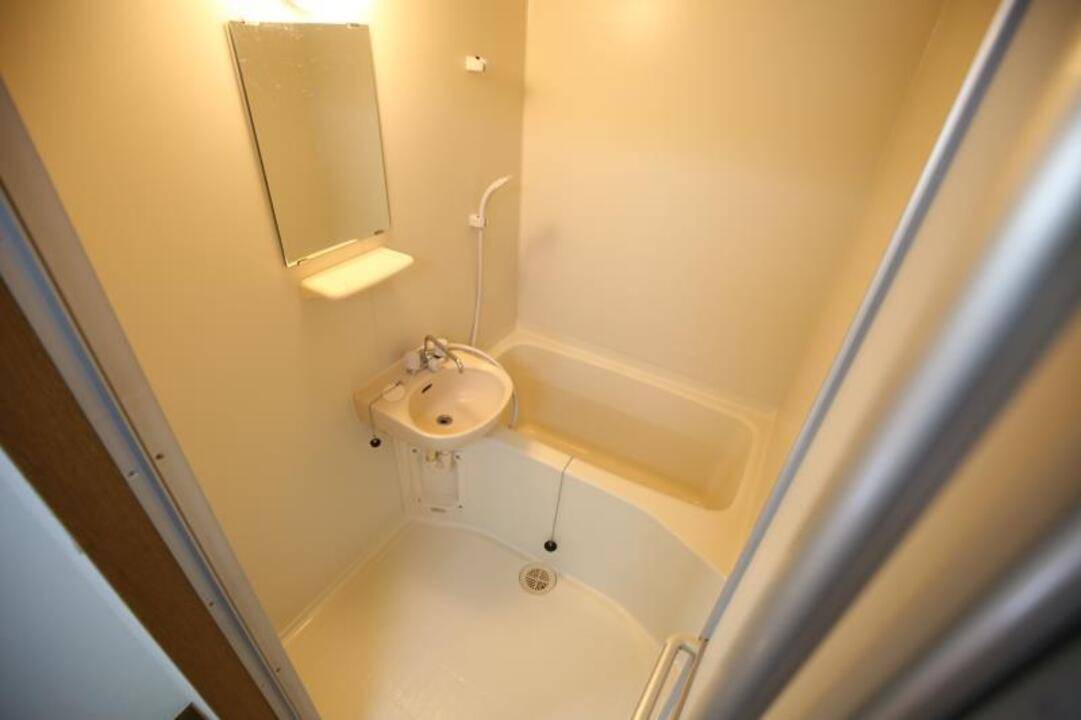 バス・シャワールーム　浴室