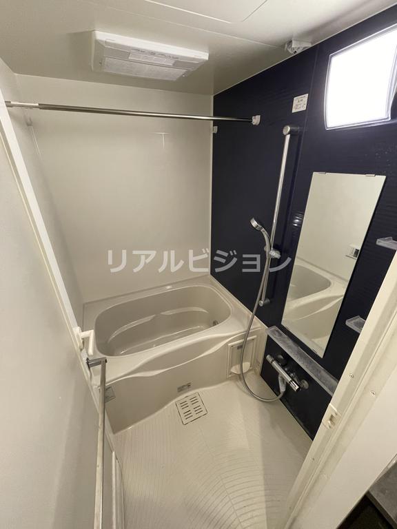 バス・シャワールーム　別部屋参考写真