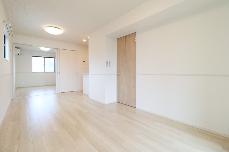 居室・リビング　図面と現状に相違がある場合には現状を優先