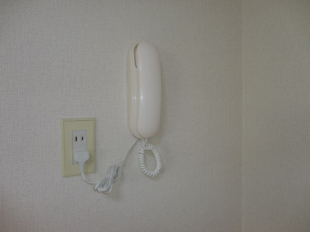 セキュリティ　写真は101号室です（参考）