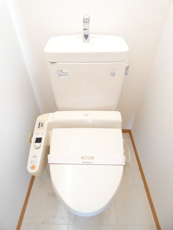 トイレ　図面と現状に相違がある場合には現状を優先