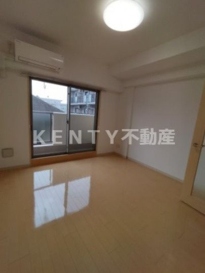 居室・リビング　使いやすい居間です