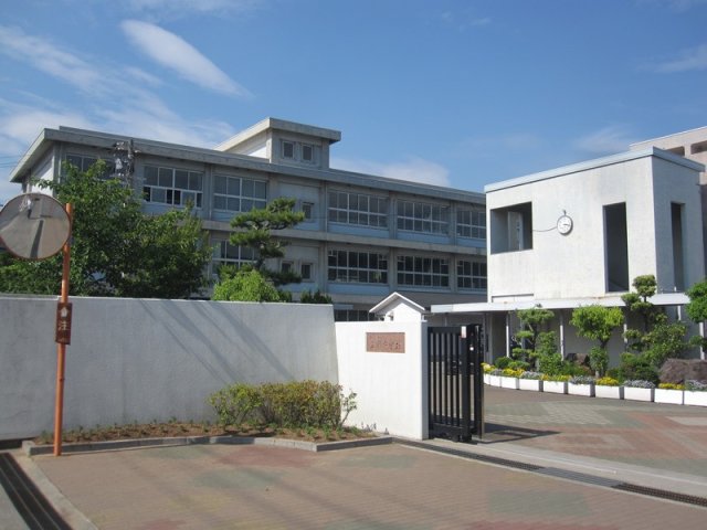 中学校　姫路市立広嶺中学校（中学校）まで1400m
