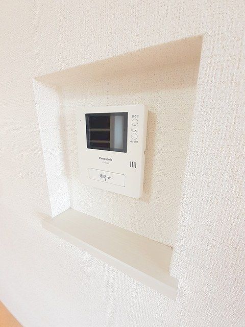 セキュリティ　モニター付きインターホンです。