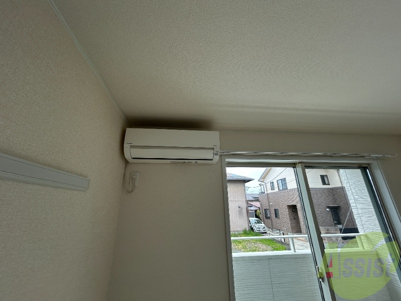 その他設備　エアコンはもちろんあります。夏もバッチリ。
