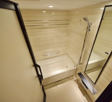 バス・シャワールーム　※別部屋参考写真