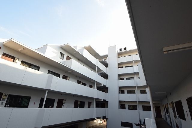 建物外観　★調布駅徒歩5分・しっかりしたマンションです★