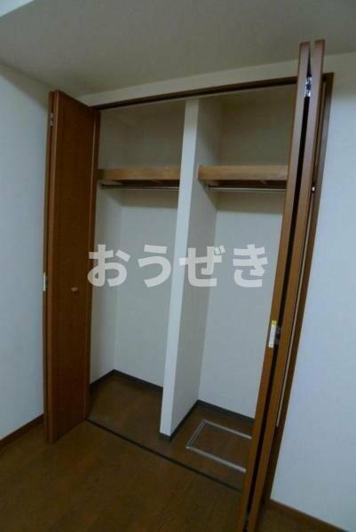 収納　クローゼット?