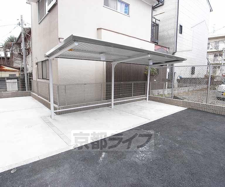 その他共有部分　駐輪スペースです。