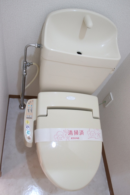 トイレ　★温水洗浄便座★