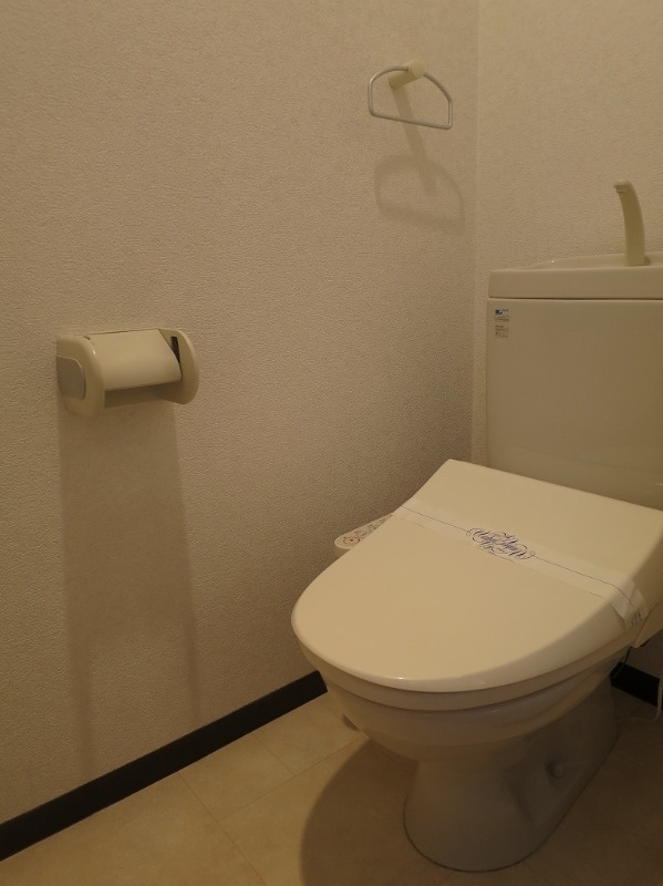 トイレ　清潔感のあるトイレです。