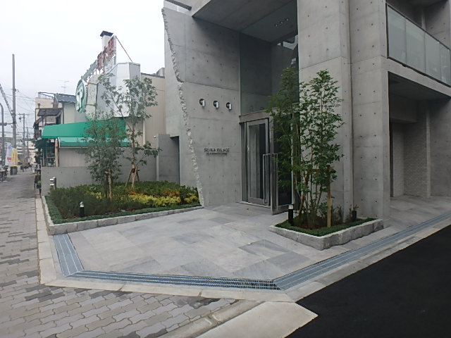 エントランス