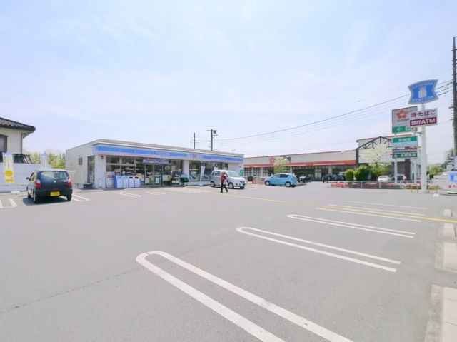 コンビニ　ローソン川越笠幡上野前店（コンビニ）まで656m