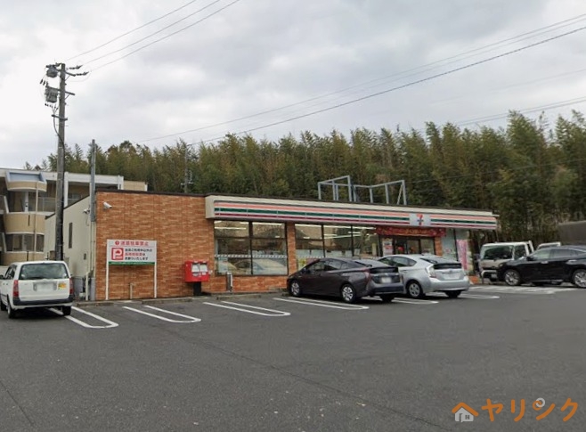 コンビニ　セブンイレブン日進梨子ノ木店（コンビニ）まで805m
