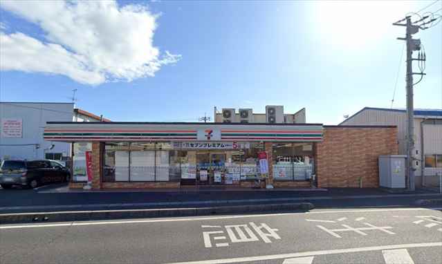 コンビニ　セブンイレブン浦安本町北店（コンビニ）まで727m